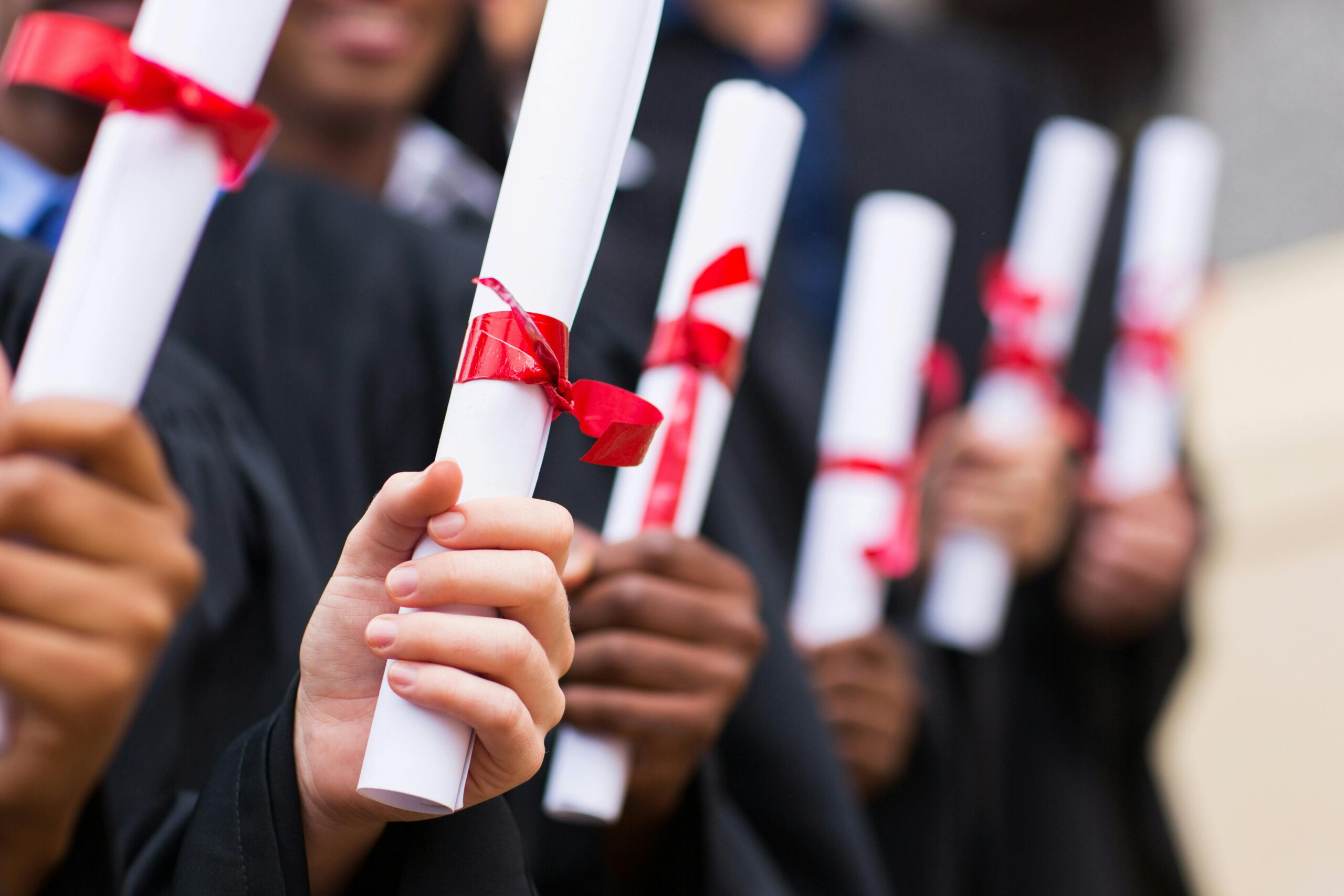 Se formou no Brasil e quer saber como validar o diploma no Canadá? Des…